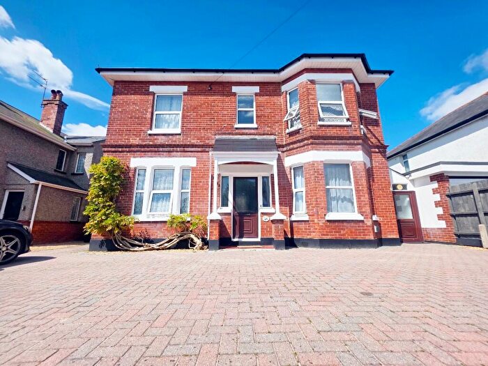 4 Bedroom Detached House For Sale In Boundary Road, Bournemouth, Dorset, BH10