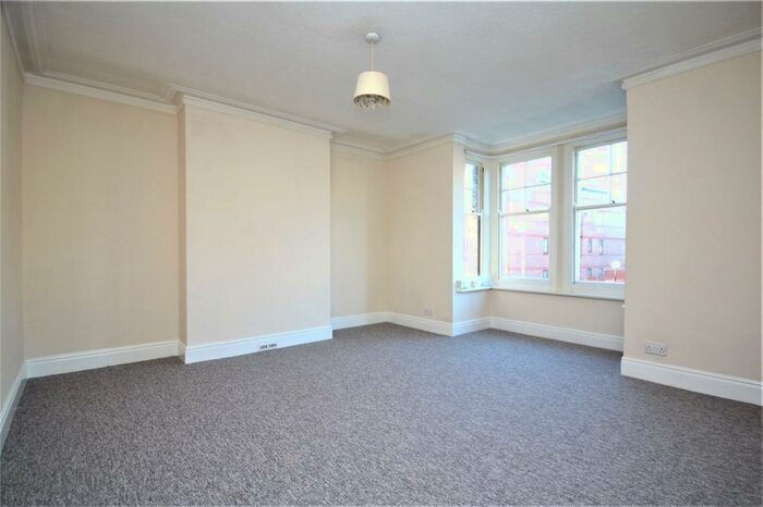 1 Bedroom Apartment To Rent In Broadwater Street East, Worthing, West Sussex, BN14
