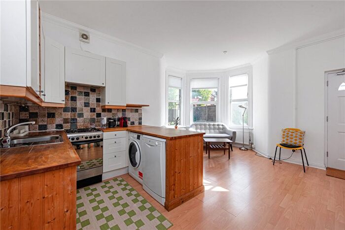 1 Bedroom Flat To Rent In Melrose Avenue, London, NW2
