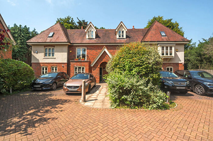 3 Bedroom Terraced House To Rent In Bassett Green Road, Southampton, Hampshire, SO16