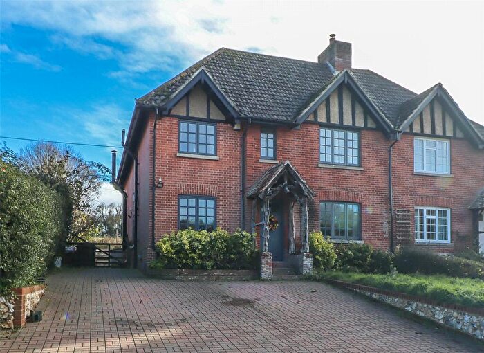 5 Bedroom Semi Detached House For Sale In North Lane, West Tytherley, Salisbury, Hampshire, SP5