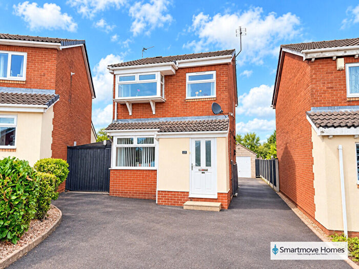 3 Bedroom Detached House For Sale In Kedleston Close, Ripley, DE5