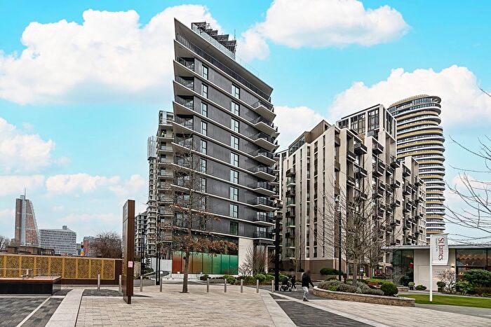 1 Bedroom Flat To Rent In Fountain Park Way, London, W12