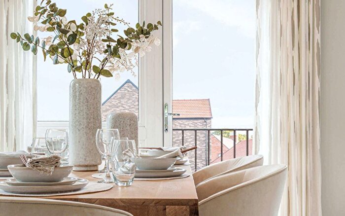 2 Bedroom Flat For Sale In Bullockstone Road, Herne Bay, CT6