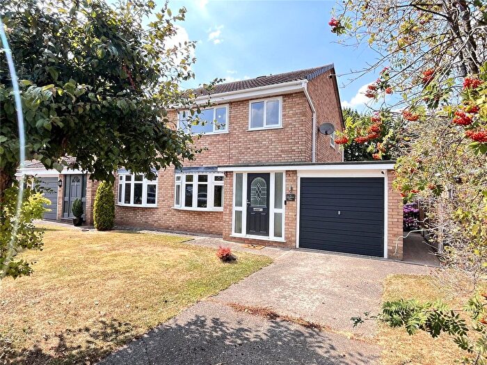 3 Bedroom Semi Detached House To Rent In Quatford Close, Shrewsbury, Shropshire, SY1