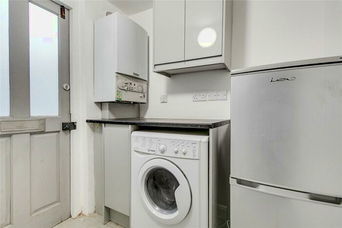 2 Bedroom Flat To Rent In Bromfield Street, Angel, N1