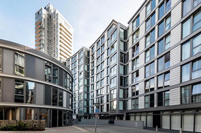 2 Bedroom Flat For Sale In Seager Place, Deptford, London, SE8