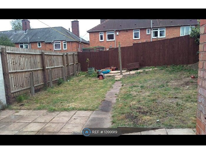 3 Bedroom Semi-Detached House To Rent In Swannington Road, Leicester, LE3