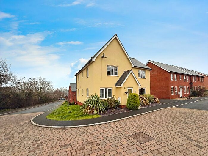 4 Bedroom Detached House For Sale In Seldon Crescent, Exeter, EX1