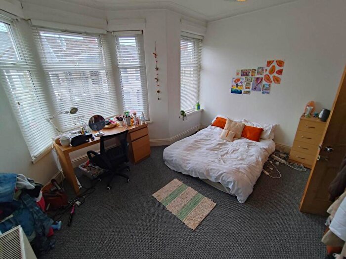 4 Bedroom House To Rent In Tewkesbury Place, Cathays, Cardiff, CF24