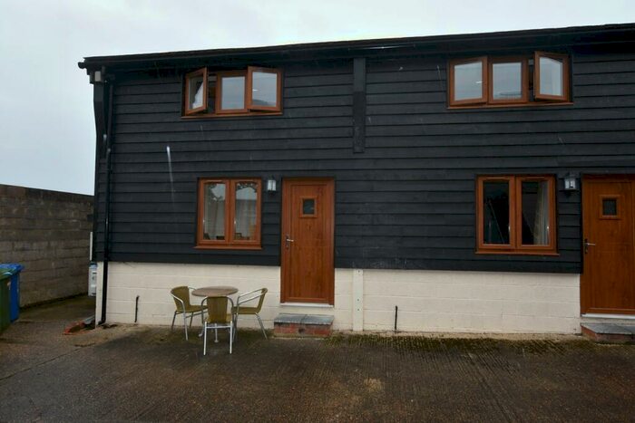 Studio To Rent In Forest Road, Wokingham, RG40