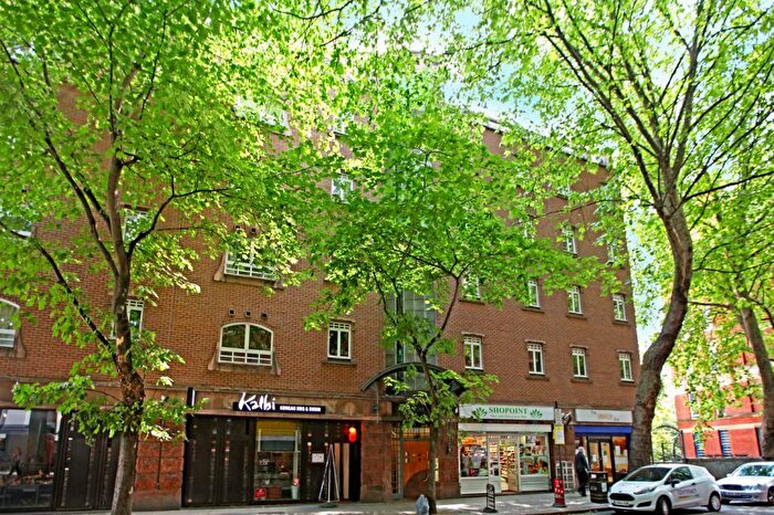 1 Bedroom Apartment To Rent In Rosebery Court, London, EC1R