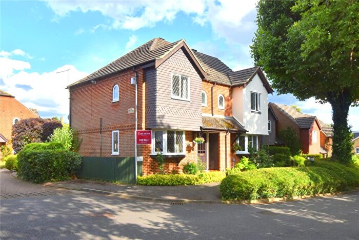 2 Bedroom End Of Terrace House For Sale In Thornleas Place, East Horsley, KT24