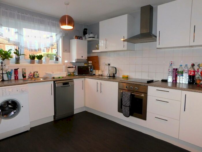 3 Bedroom Terraced House To Rent In Oldbrook, Peterborough, Cambridgeshire, PE3