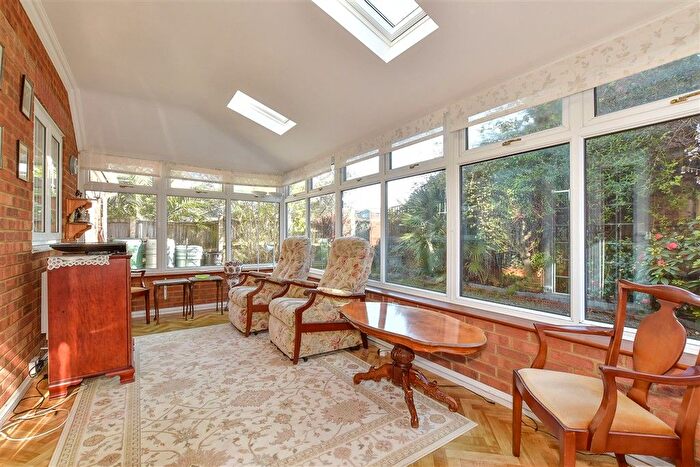 3 Bedroom Detached House For Sale In Long Reach Close, Whitstable, Kent, CT5