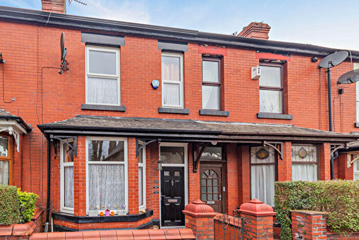 2 Bedroom Terraced House For Sale In Lumn Road, Hyde, SK14
