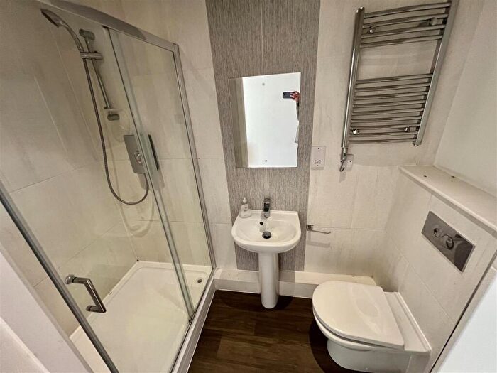 Flat To Rent In Market Place, City Centre, Sheffield, S1