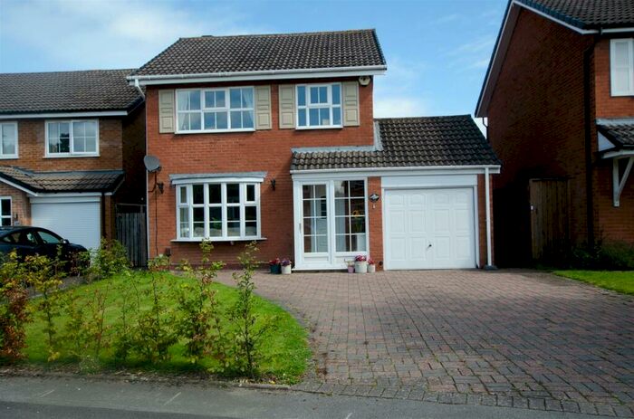 3 Bedroom Detached House To Rent In Starbold Crescent, Knowle, Solihull, B93