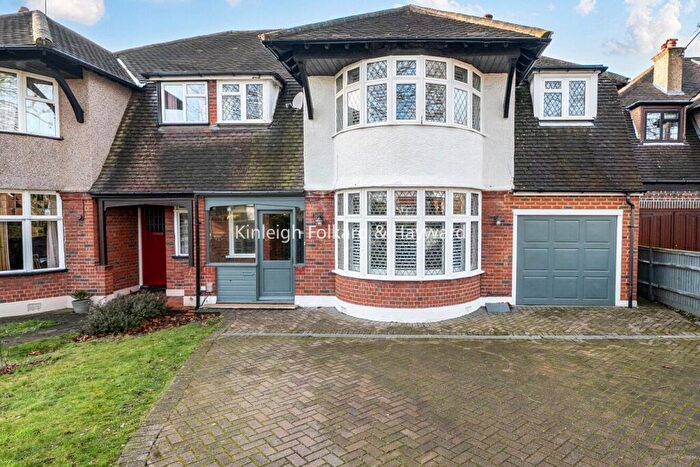 6 Bedroom Semi Detached House For Sale In Wanstead Road, Bromley, BR1