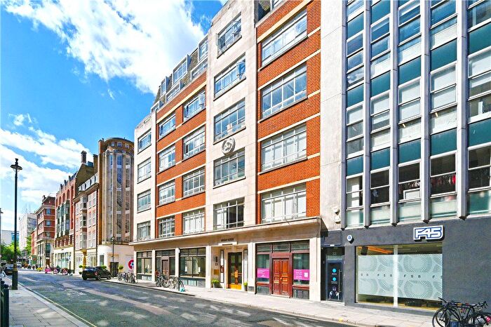 2 Bedroom Flat To Rent In Great Titchfield Street, London, W1W