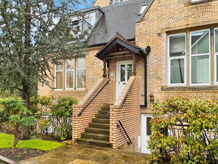 1 Bedroom Flat For Sale In Dundreggan Gardens, Didsbury, Manchester, M20