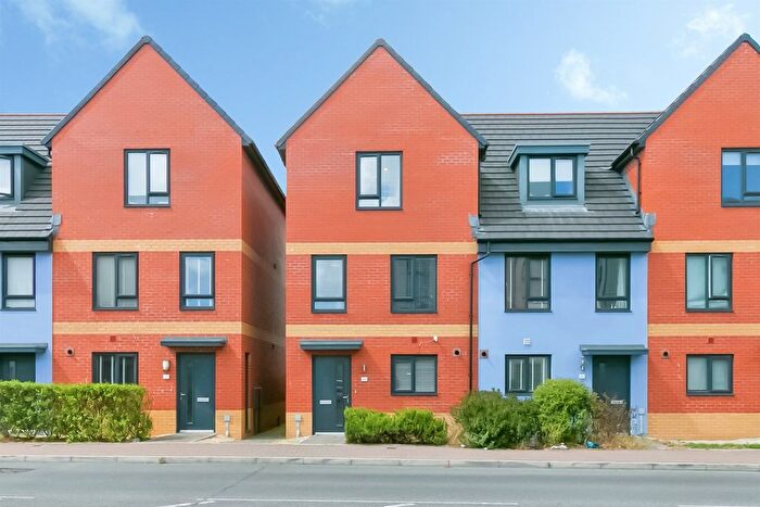 4 Bedroom Terraced House For Sale In Ffordd Y Mileniwm, Barry, CF62