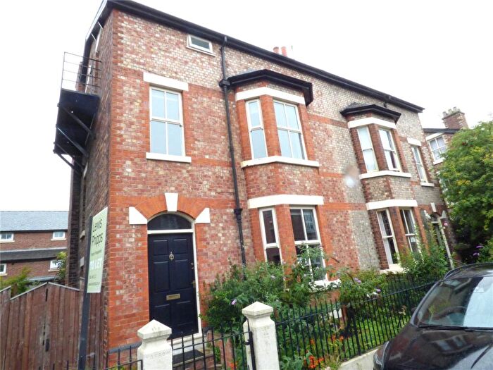 4 Bedroom Semi Detached House To Rent In Grenfell Road, Didsbury, Manchester, M20