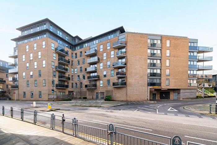 2 Bedroom Flat To Rent In Embankment House, Brighton, BN1