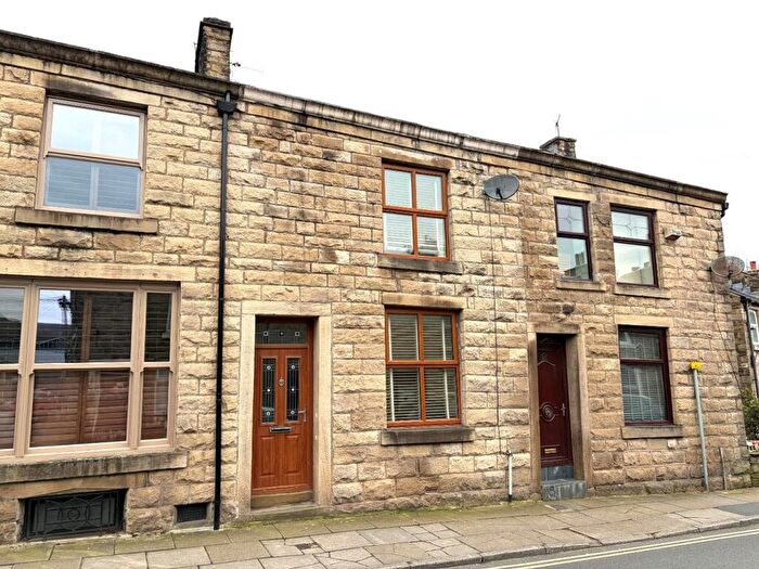 3 Bedroom Terraced House To Rent In Crow Lane, Ramsbottom, BL0