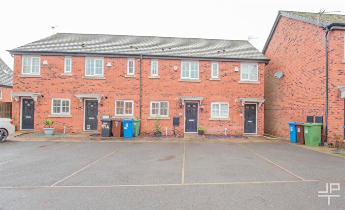 2 Bedroom Terraced House To Rent In North Croft, Atherton, Manchester, M46