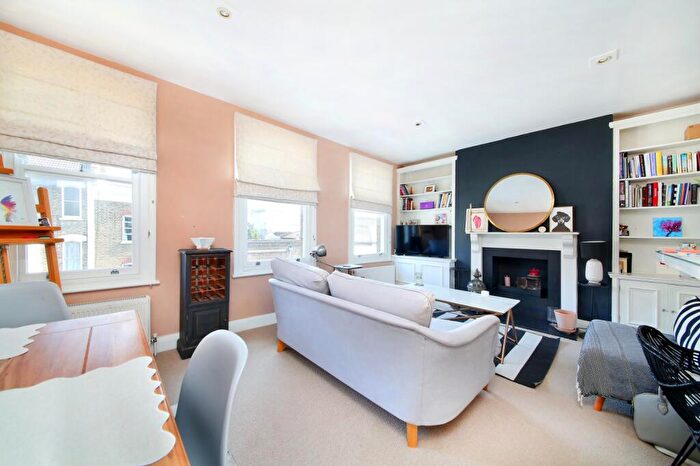 1 Bedroom Flat For Sale In Shelgate Road, Battersea, SW11