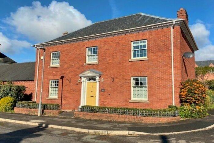 5 Bedroom Property To Rent In Widmerpool Road, Nottingham, NG12