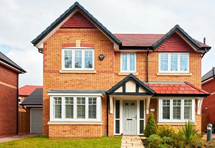 4 Bedroom Detached House For Sale In Garstang Road East, Poulton-Le-Fylde, FY6