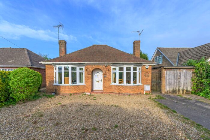 3 Bedroom Detached Bungalow For Sale In Northorpe Road, Donington, Spalding, PE11