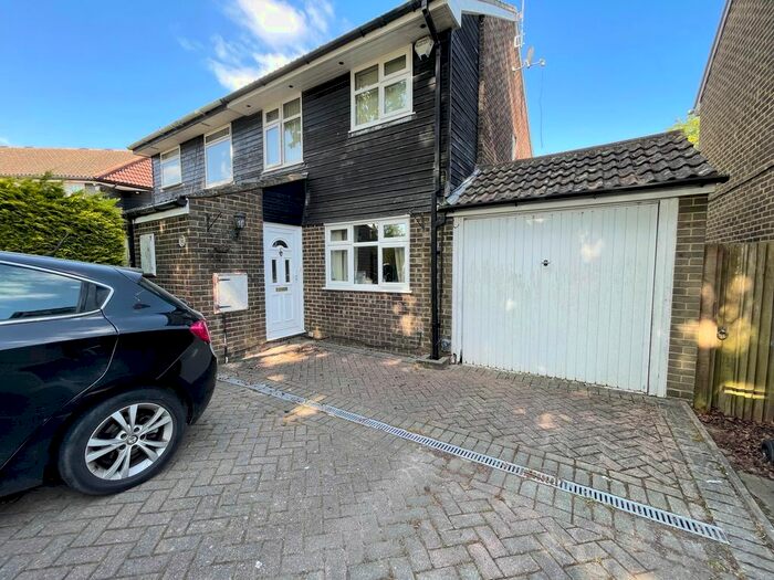 3 Bedroom Semi-Detached House To Rent In Stace Way, Worth, Crawley, RH10