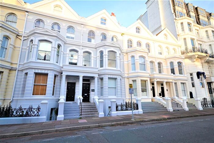 2 Bedroom Flat To Rent In Burlington Place, Eastbourne, BN21