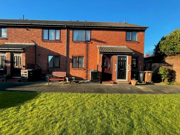 2 Bedroom Flat To Rent In Appleby Court, North Shields NE29