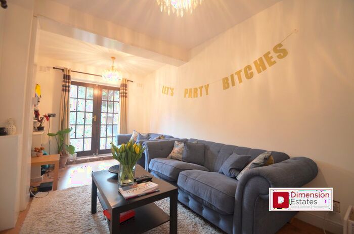 1 Bedroom Flat To Rent In Chippendale Street, London, E5