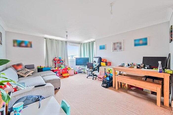 2 Bedroom Flat For Sale In Methven Court, Edmonton, London, N9