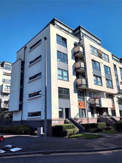 3 Bedroom Detached House To Rent In Waterfront Park, Edinburgh, Midlothian, EH5