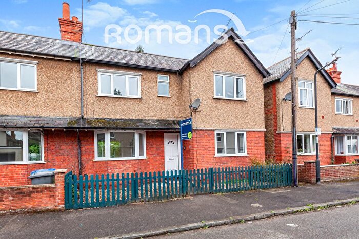 3 Bedroom Terraced House To Rent In Raymond Road, Maidenhead, SL6