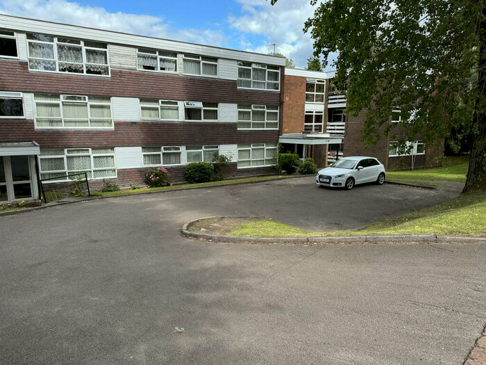 2 Bedroom Apartment To Rent In Trident Court, Butlers Road, Birmingham, B20