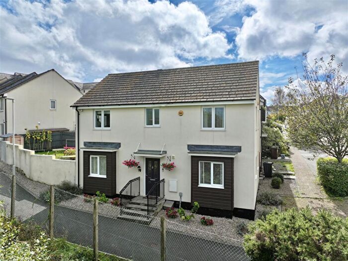 4 Bedroom Detached House For Sale In Fleetwood Gardens, Plymouth, PL6