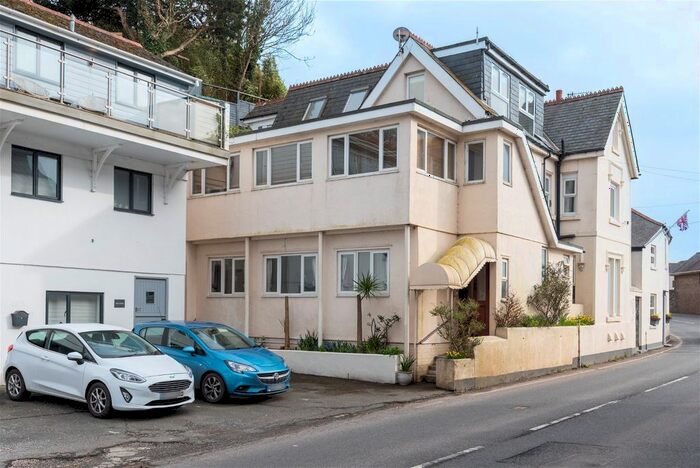 1 Bedroom Flat For Sale In Embankment Road, Kingsbridge, TQ7