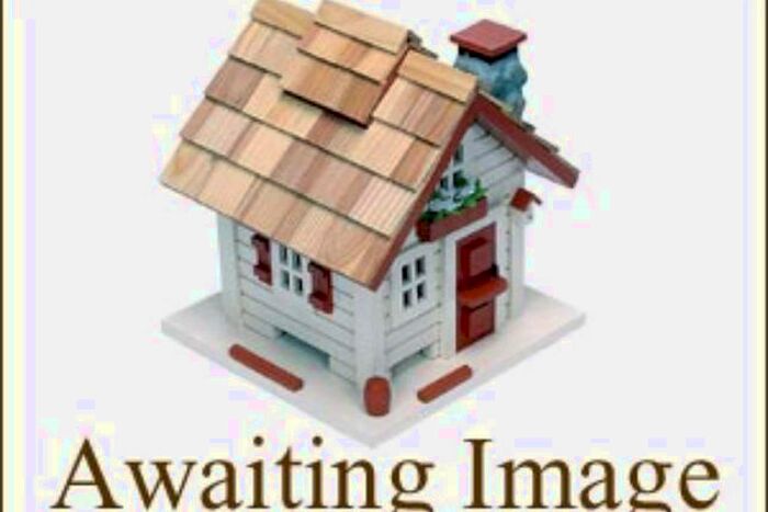 4 Bedroom Semi-Detached House To Rent In Turner Road, Harrow, Middlesex HA8