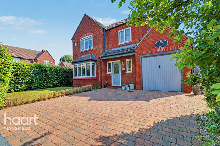 4 Bedroom Detached House For Sale In Chestnut Close, Mansfield, NG18