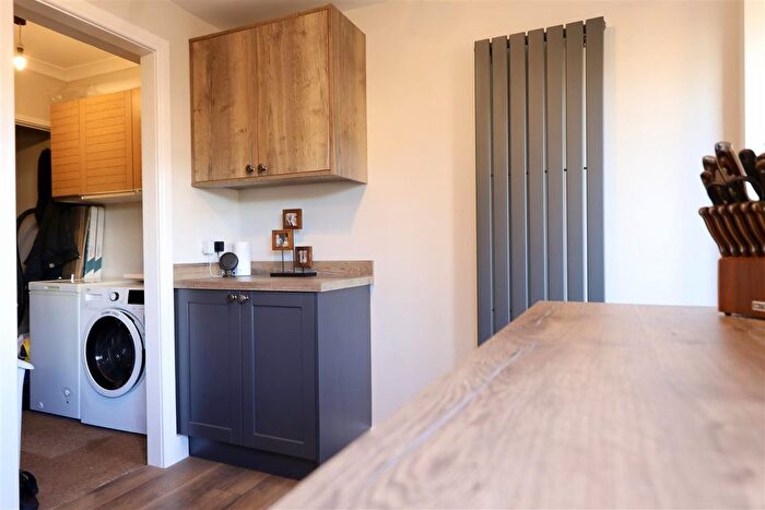 2 Bedroom Terraced House For Sale In Camborne Grove, Hull, HU8