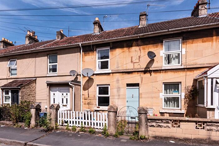 2 Bedroom Terraced House To Rent In South View Road, Bath, BA2