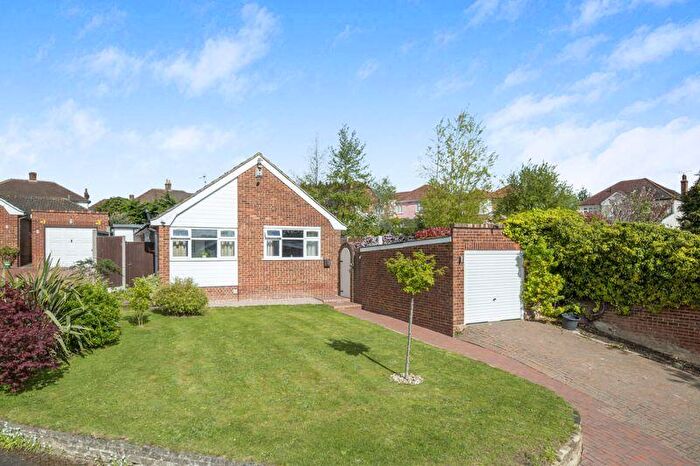 2 Bedroom Detached Bungalow For Sale In Brent Close, Bexley, DA5