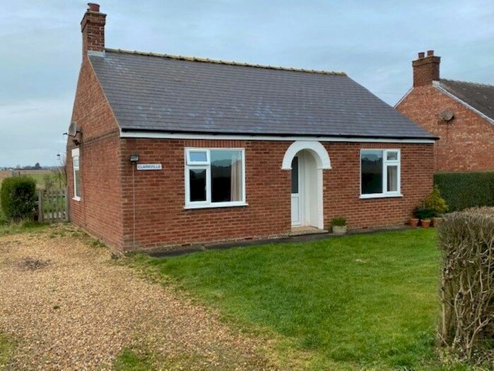 3 Bedroom Detached Bungalow For Sale In Clarkville, Blackbarn Road, Gedney, Spalding, Lincolnshire, PE12